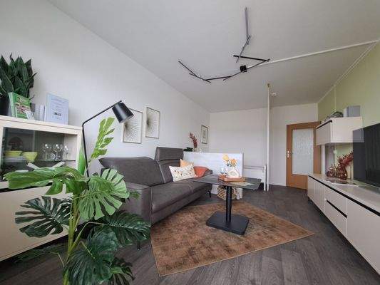 Wohn-Schlafraum 3-Beispielfoto einer Musterwohnung