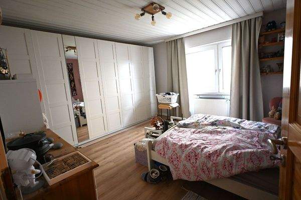 großes Schlafzimnmer