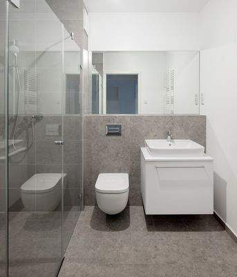 Modernes Badezimmer