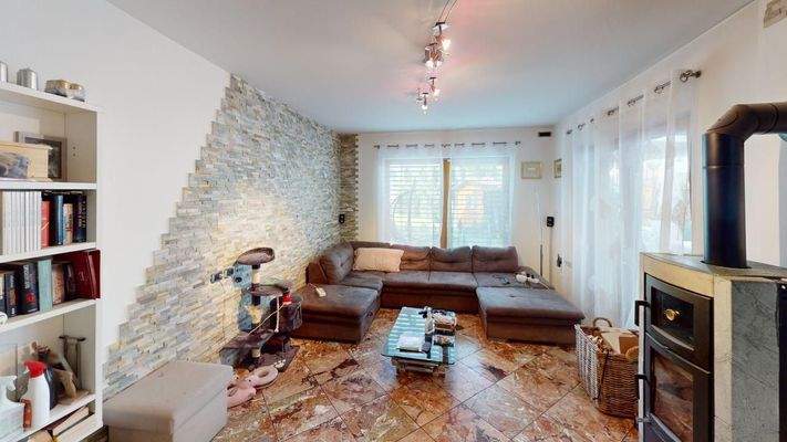 Gargazon-Gargazzone-Vierzimmerwohnung-quadrilocale-Garten-giardino-Garage-Stellplatz-posto macchina-Videoüberwachung-Alarmanlage-Keller-cantina