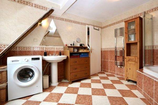 Vorderhaus / DG Maisonette