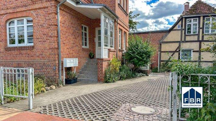 Geflasterte Einfahrt