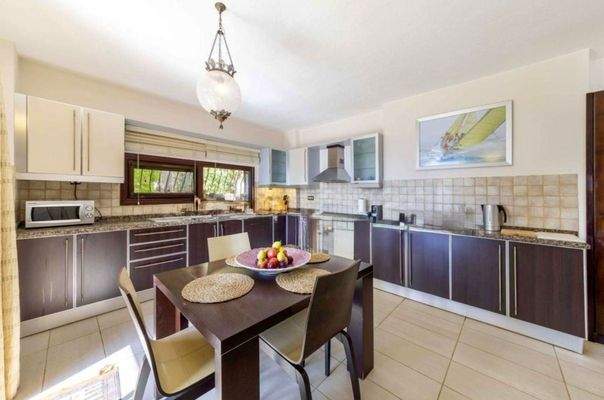 Bildschirmfoto 2025-10-14 um 17.06.21.jpeg