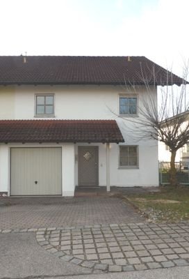 Hausansicht Zufahrt