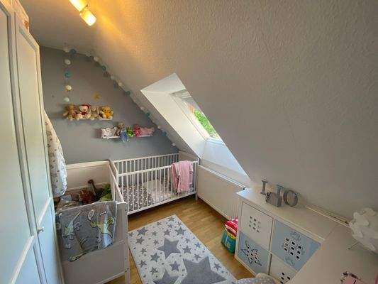 Kinderzimmer OG links