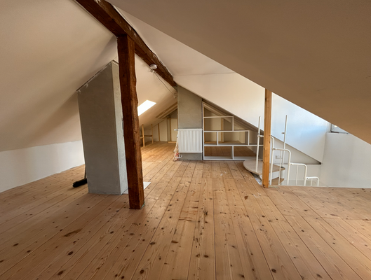 Ausgebauter Dachboden.png