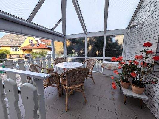 überdachte Terrasse