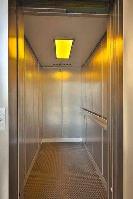 Fahrstuhl