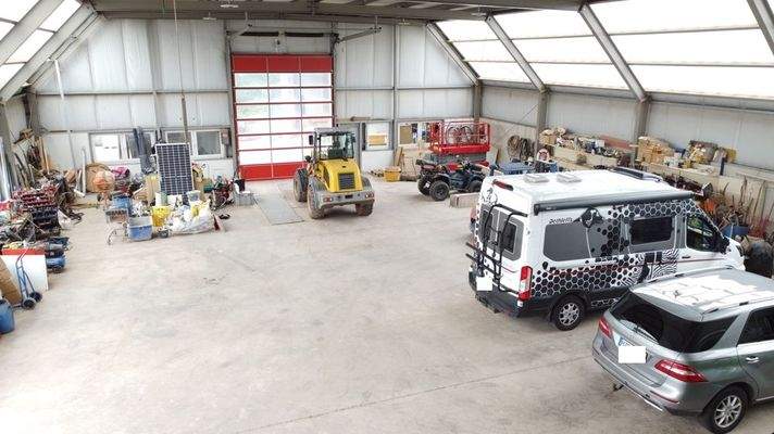 Lager-Spedition-Werkstatt