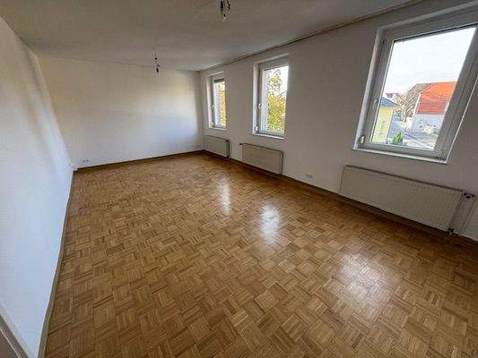 Wohnzimmer mit Kamin