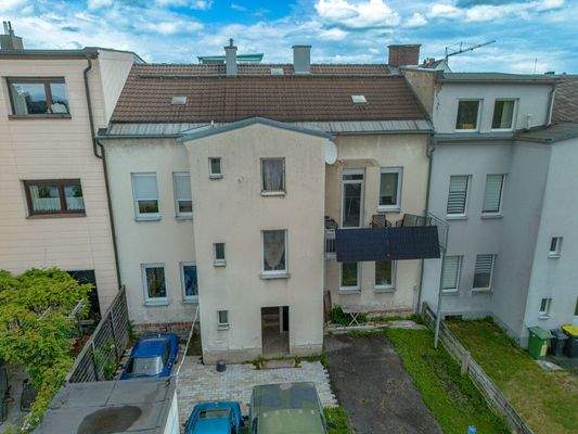 285815a4-418a-4cbe-87a0-c16231d64e7d