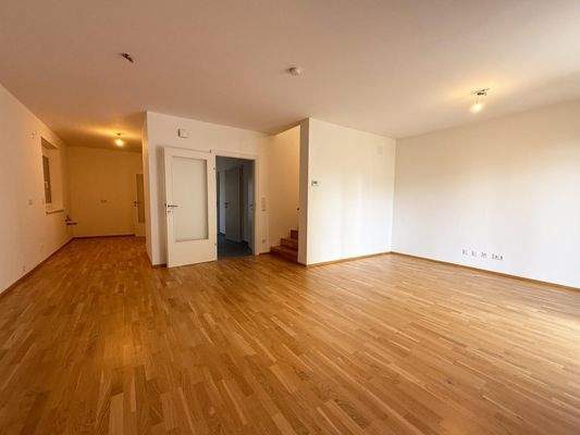 Wohnzimmer-Wohnküche EG