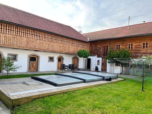 Innnehof2