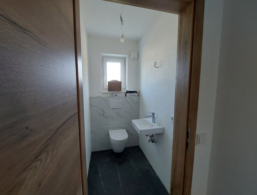 Screenshot 2025-03-15 130939.png