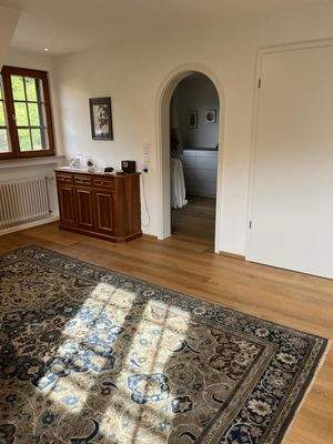 DG Schlafzimmer Blick Richtung Ankleidezimmer