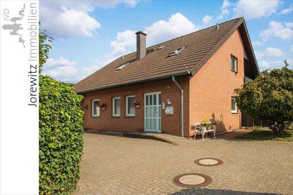 002 - Eingangsansicht