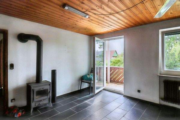 Wohnzimmer mit Kamin