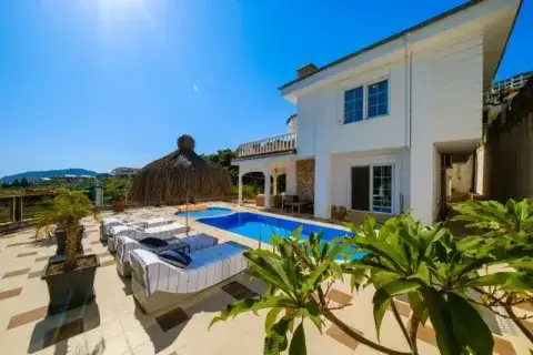 Alanya  Häuser, Alanya  Haus kaufen