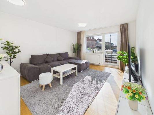 Wohnzimmer (EG-links)