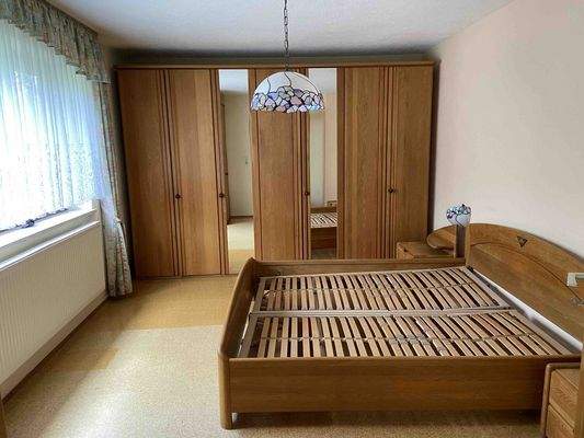 EG Schlafzimmer (16,30 m²)