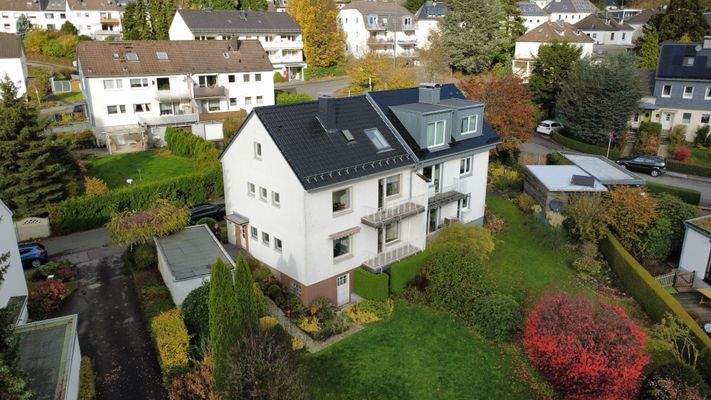 Ansicht Gebäude Garten 