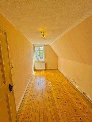 Hauptwohnung - Büro