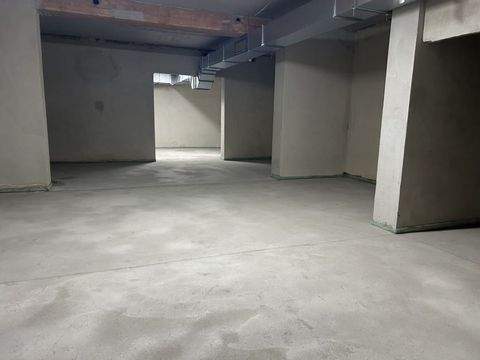 Leverkusen-Opladen Halle, Leverkusen-Opladen Hallenfläche