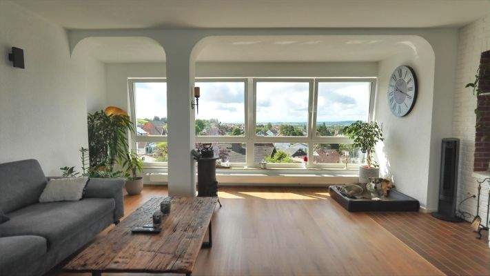 Lichtdurchfluteter Wohnbereich