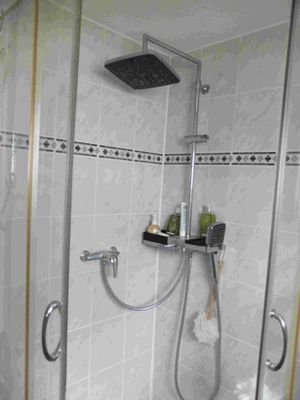 Dusche.JPG