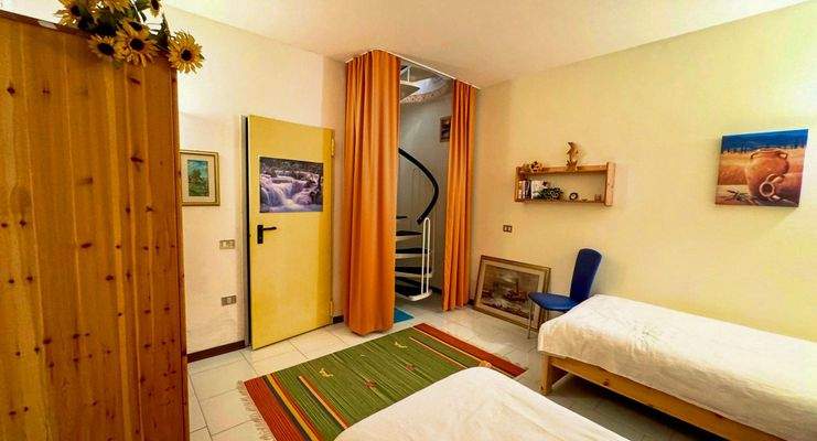 13-Schlafzimmer UG..jpg