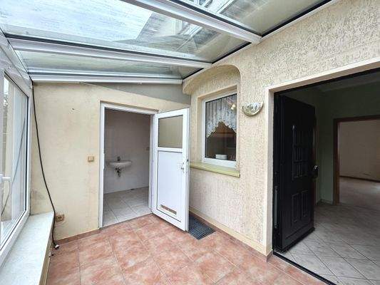 Wintergarten/ Eingangsbereich