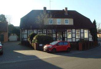 Bild 1,2 u.3 Straßenseitige Ansicht