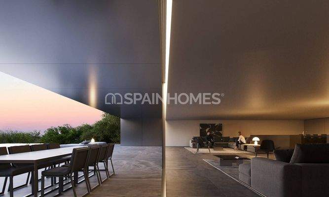 Villa for Sale with Guest House in Sotogrande San Roque Cádiz