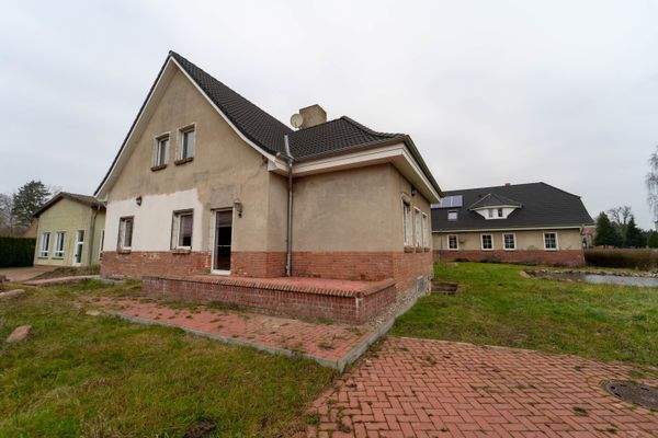 Wohnungseingang südöstlicher Giebel