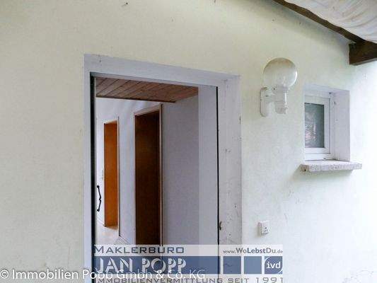 Hauseingang (Linkes Haus)