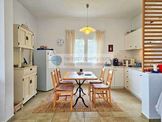 1f2bbda49a8f4cb6a2f9e3f6b72dcd14-original