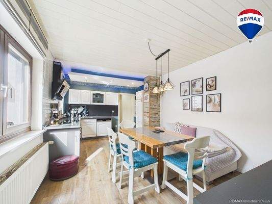 REMAX Immobilien DeLux Haus in Losheim am See - Britten zu verkaufen