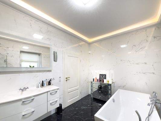 Badezimmer im Erdgeschoss