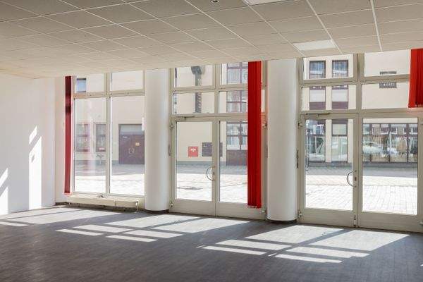 Schaufenster Hofseite