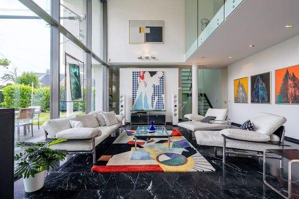 Gläserne Details & Säulen