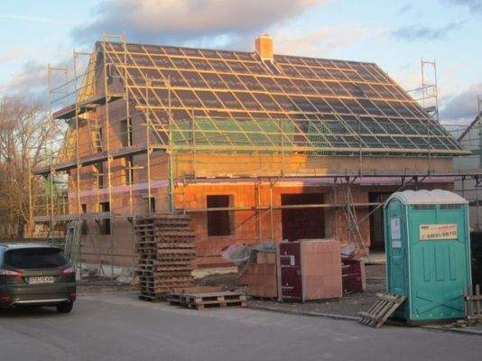 Außenansicht im Bau 