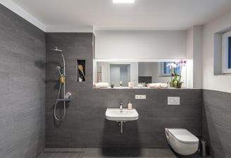 Barrierefreies Badezimmer