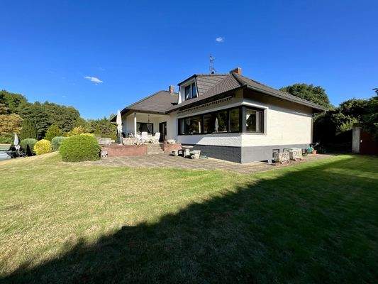 Blick aus dem Garten