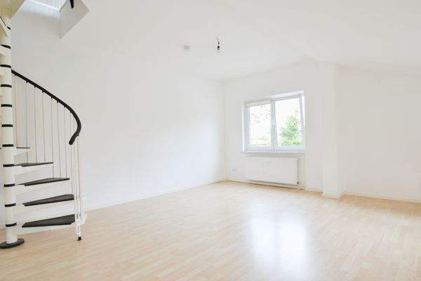 Lichtdurchfluteter Wohnbereich