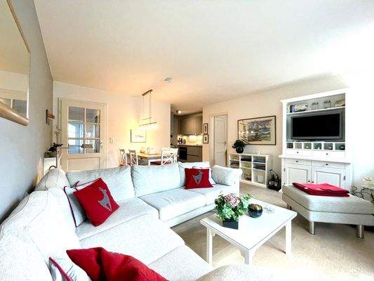 Wohn- &amp; Esszimmer