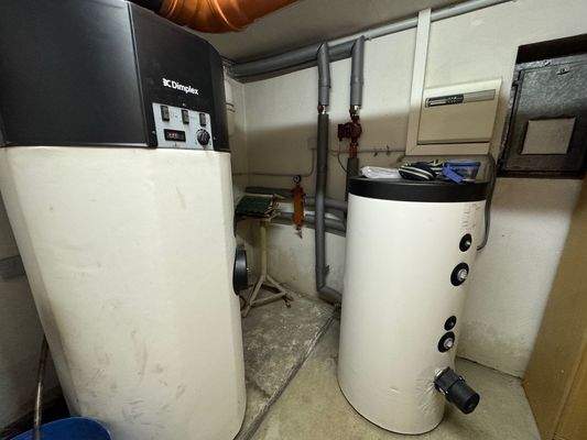 Pufferspeicher für Wärmepumpe und Warmwasser