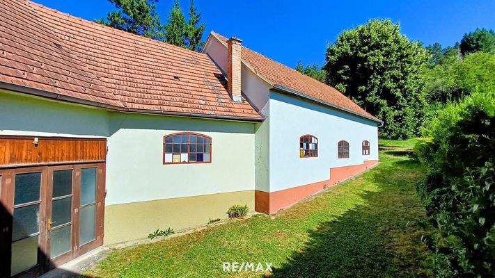 45_Nebengebäude Hof Garten