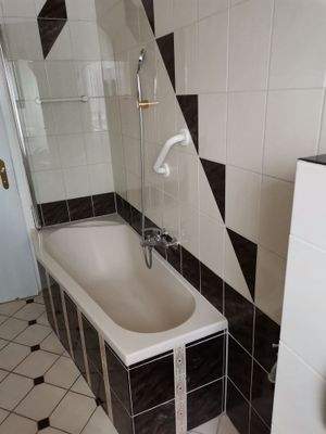 Altersgerechte  Badwewanne