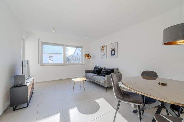 Lichterfüllter Wohn-/ Essbereich