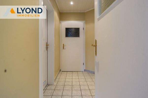 Flur / Zugang Hauswirtschaftsraum Erdgeschoss